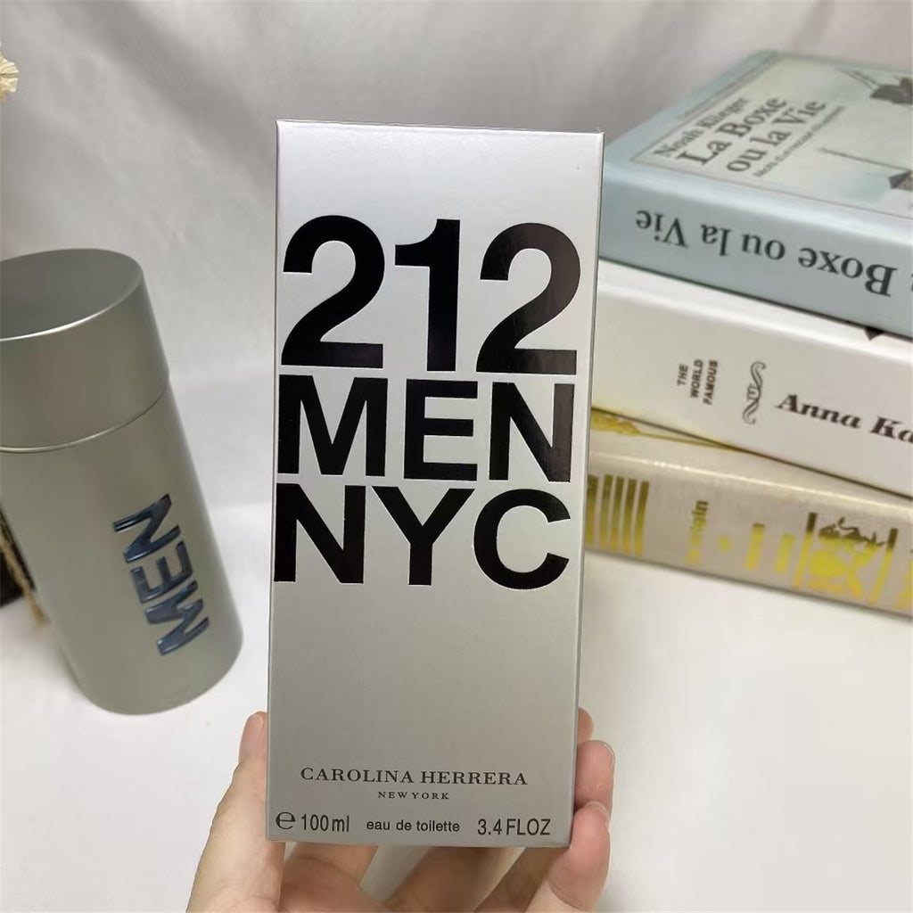 Carolina Herrera 212 Men NYC Eau de Toilette 100ml product image 2