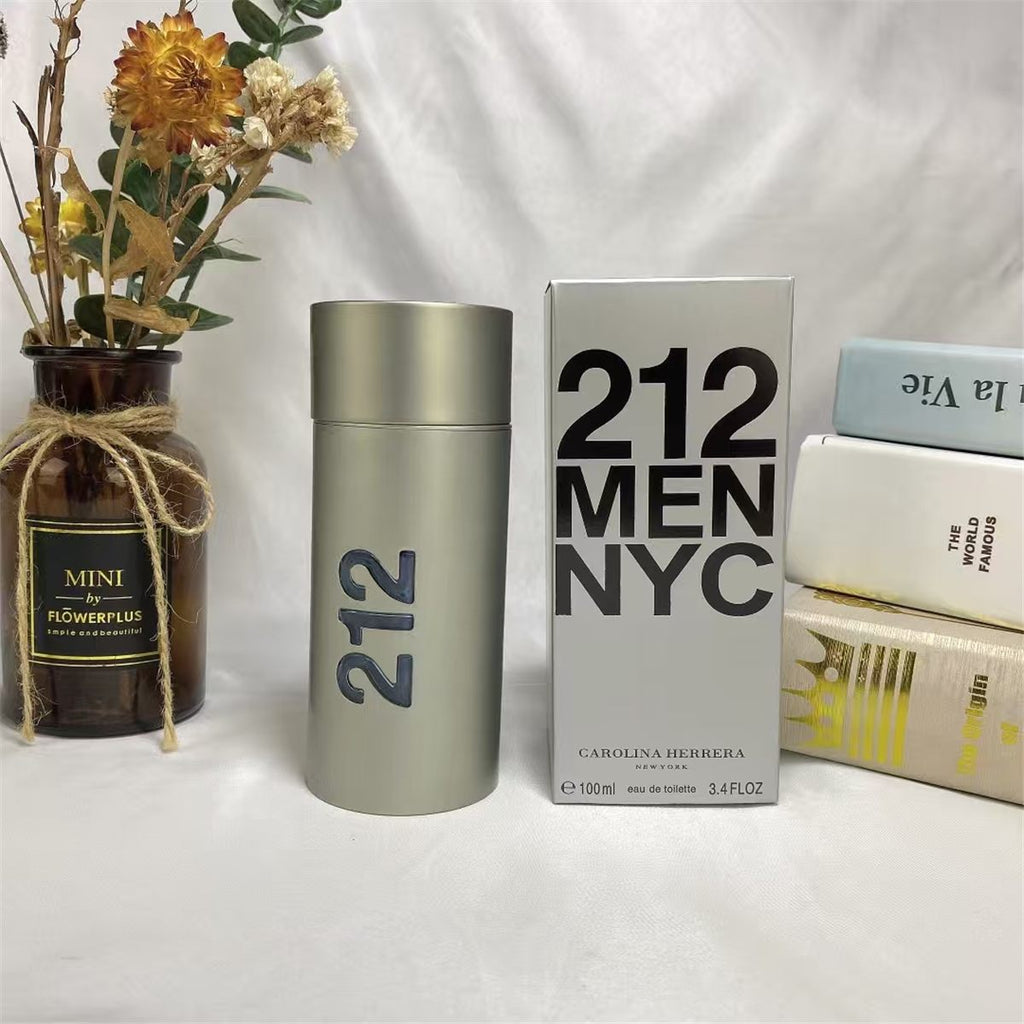 Carolina Herrera 212 Men NYC Eau de Toilette 100ml product image 1
