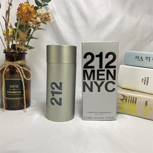 Carolina Herrera 212 Men NYC Eau de Toilette 100ml product image 1